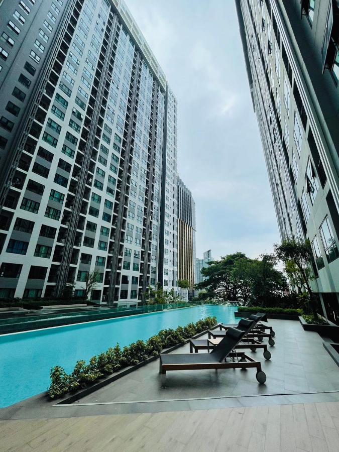 The Base Central Pattaya 2 Bed 2 Bath By Numam Buitenkant foto