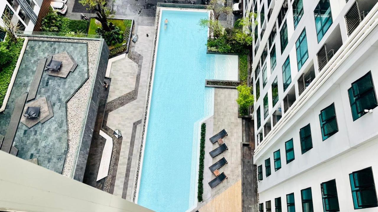 The Base Central Pattaya 2 Bed 2 Bath By Numam Buitenkant foto