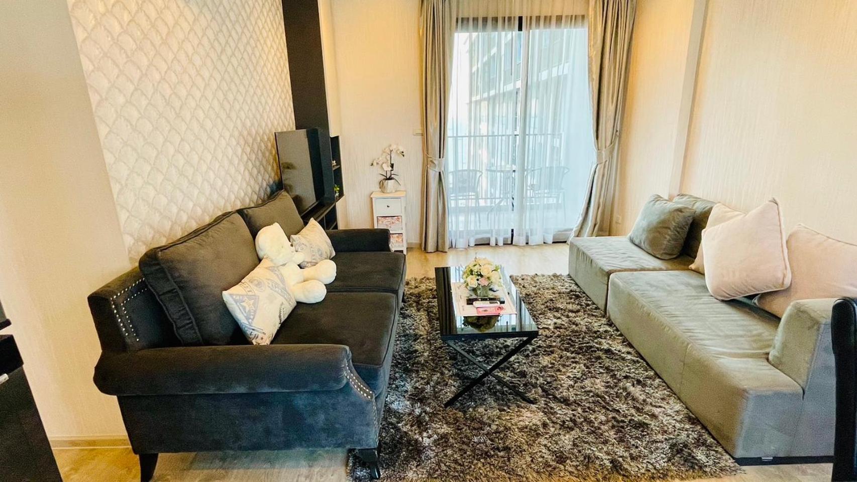 The Base Central Pattaya 2 Bed 2 Bath By Numam Buitenkant foto