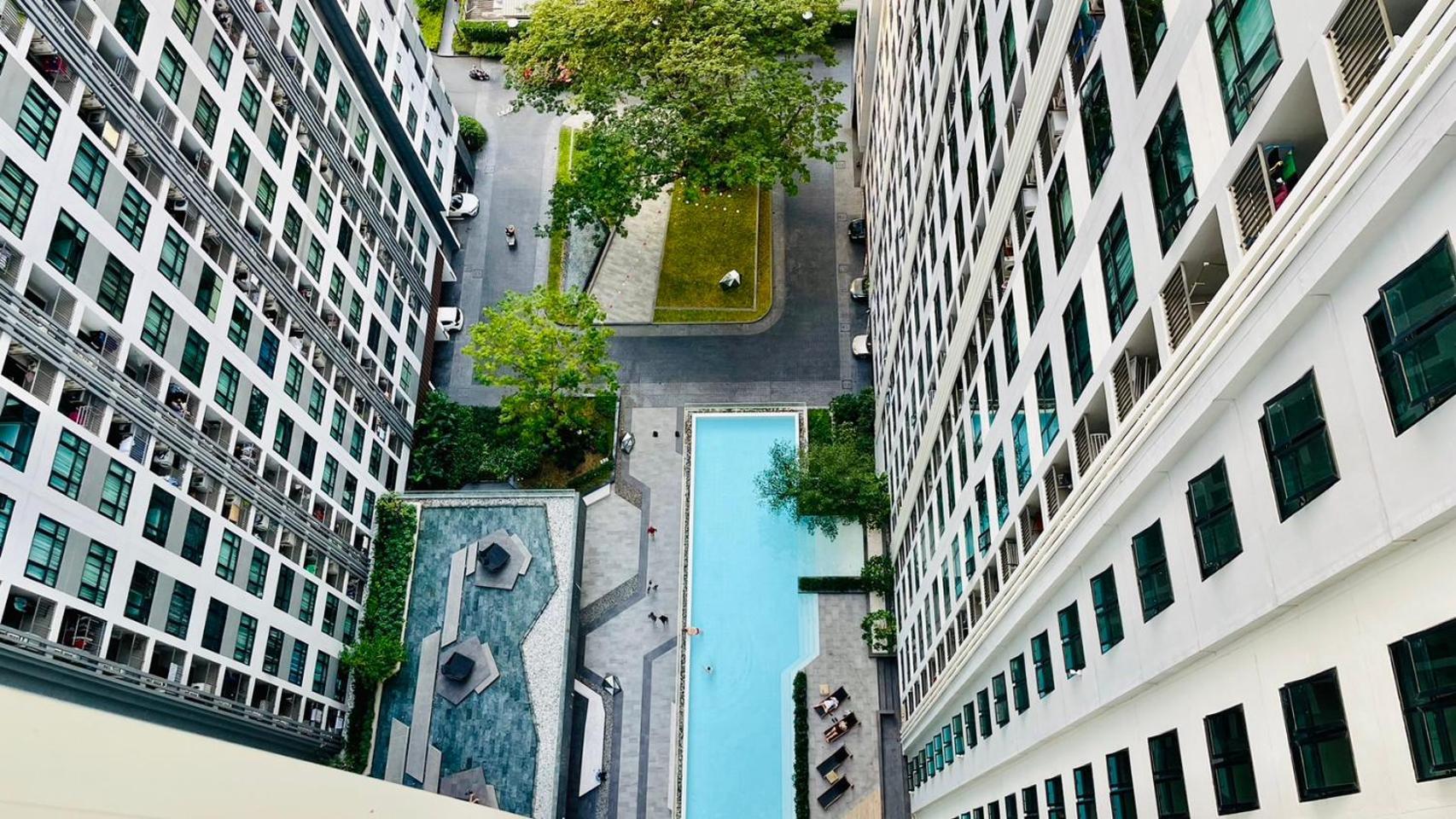 The Base Central Pattaya 2 Bed 2 Bath By Numam Buitenkant foto