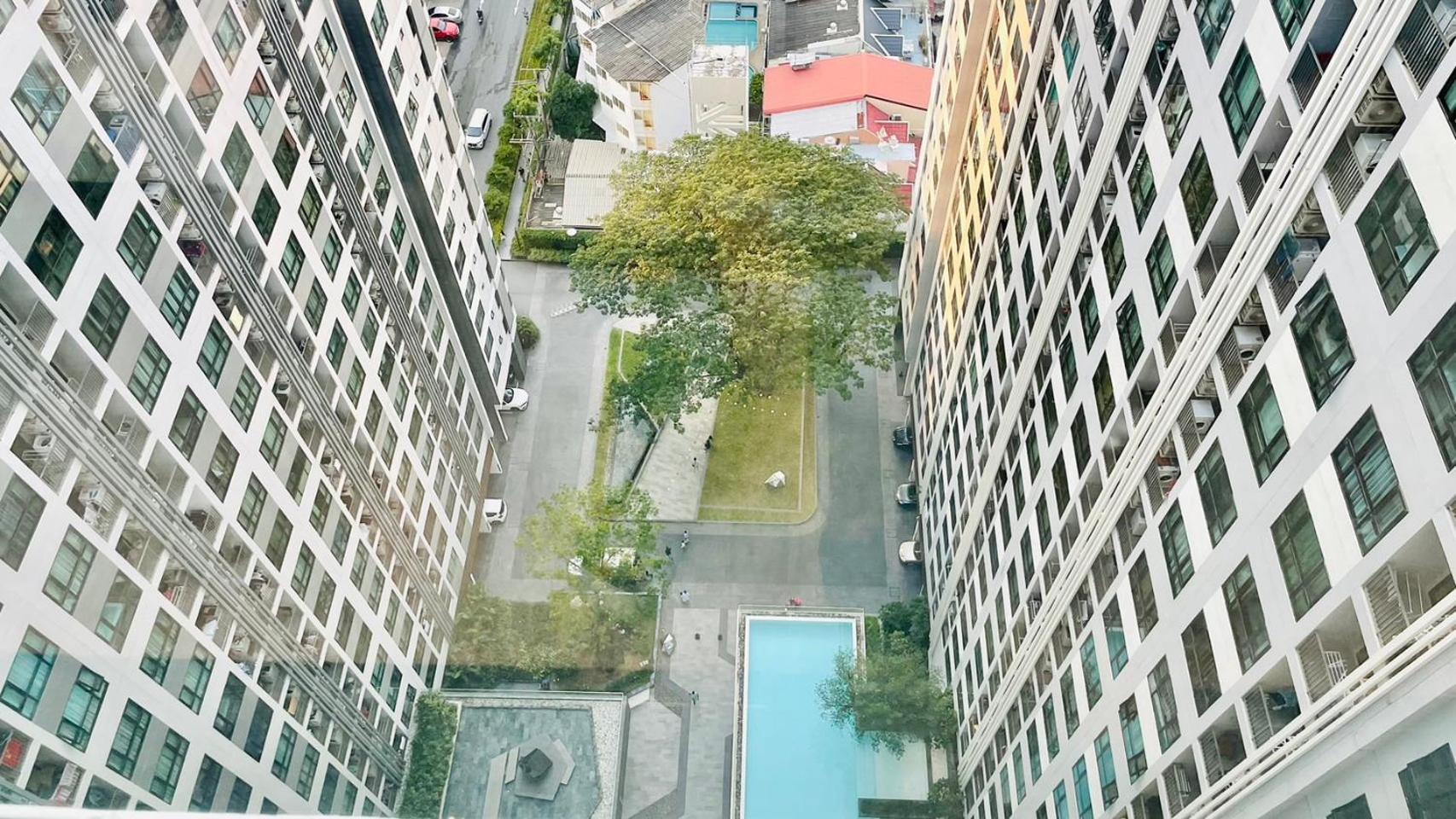 The Base Central Pattaya 2 Bed 2 Bath By Numam Buitenkant foto