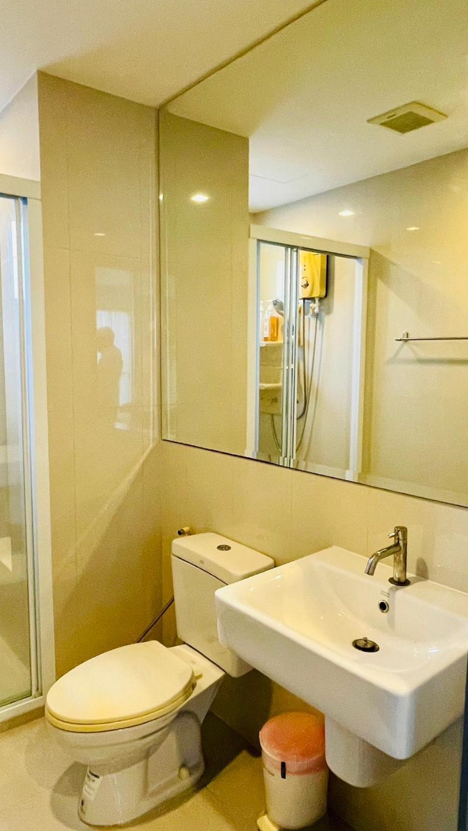 The Base Central Pattaya 2 Bed 2 Bath By Numam Buitenkant foto
