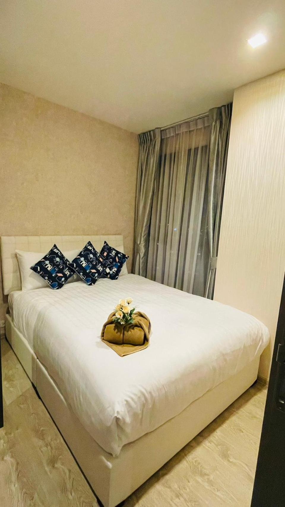 The Base Central Pattaya 2 Bed 2 Bath By Numam Buitenkant foto