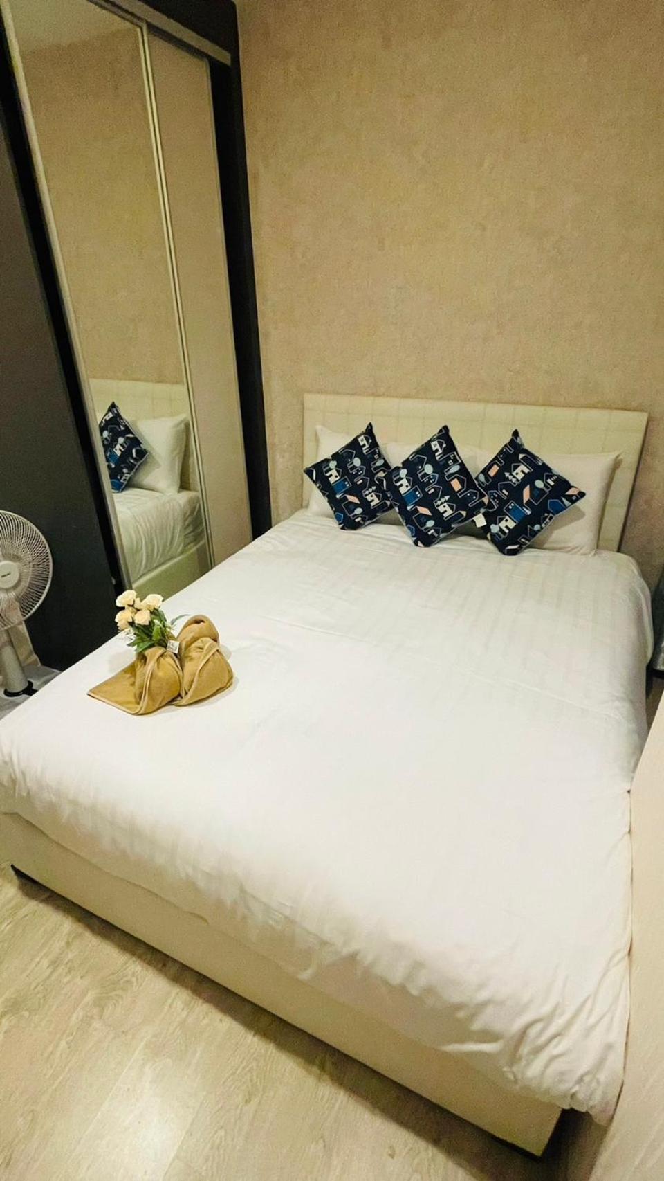 The Base Central Pattaya 2 Bed 2 Bath By Numam Buitenkant foto