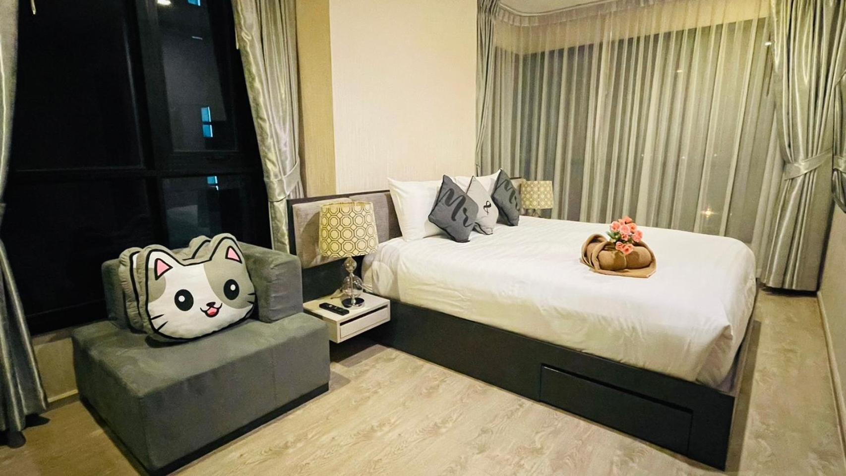 The Base Central Pattaya 2 Bed 2 Bath By Numam Buitenkant foto